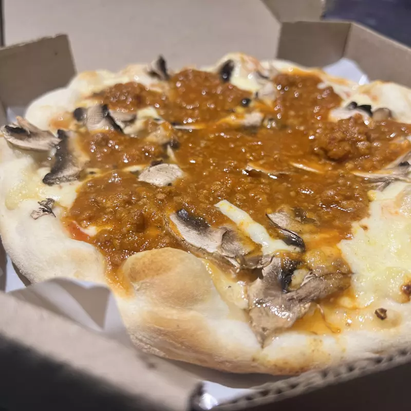 Pizza Boloñesa