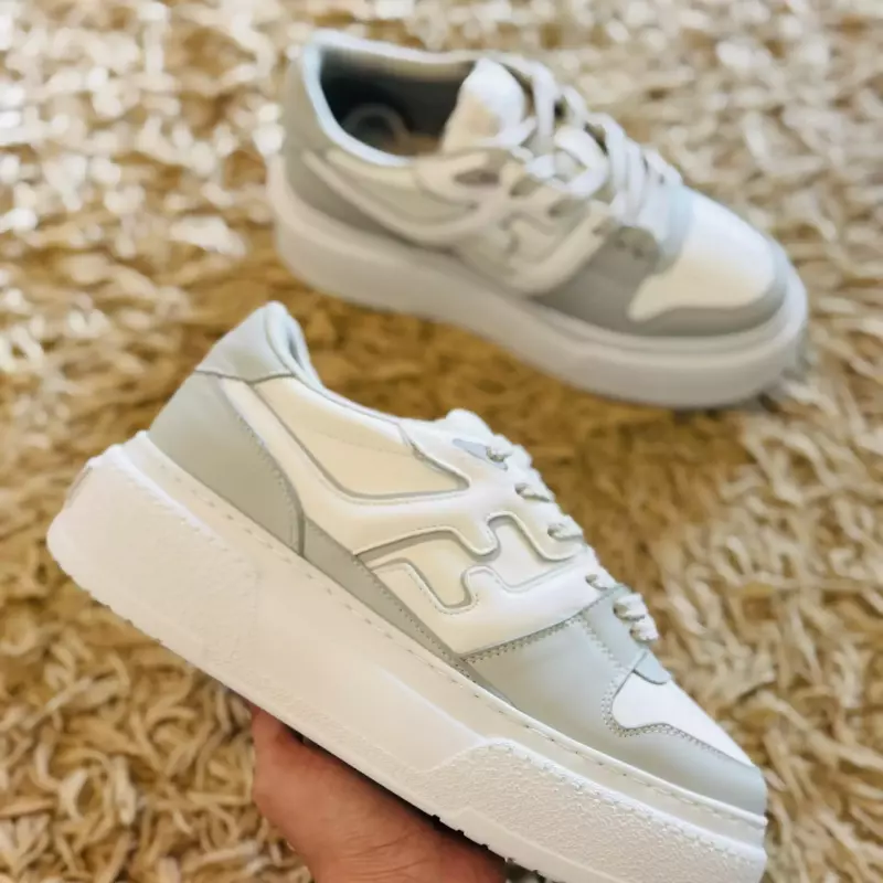 TENIS FENDI WHITE&GREY