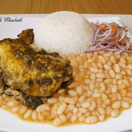 Fréjol panamito con seco de carne