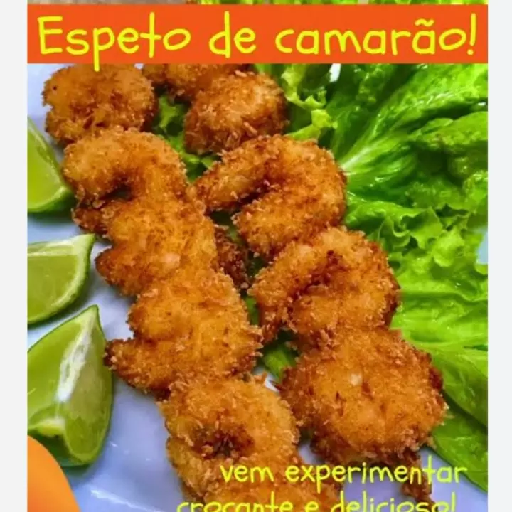 Espetinho camarao empanado