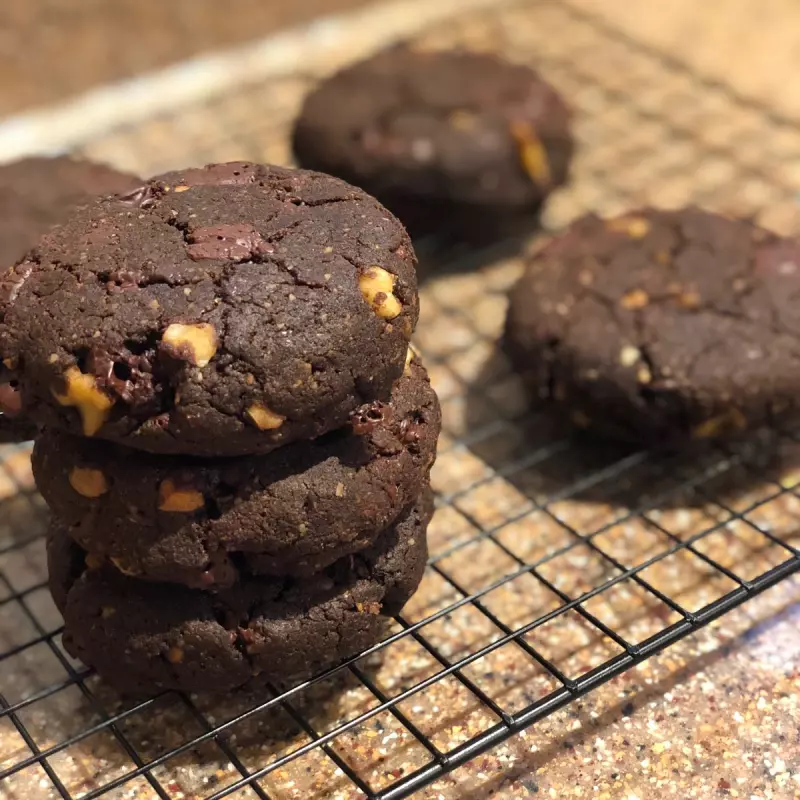 Galleta doble chocolate y nueces
