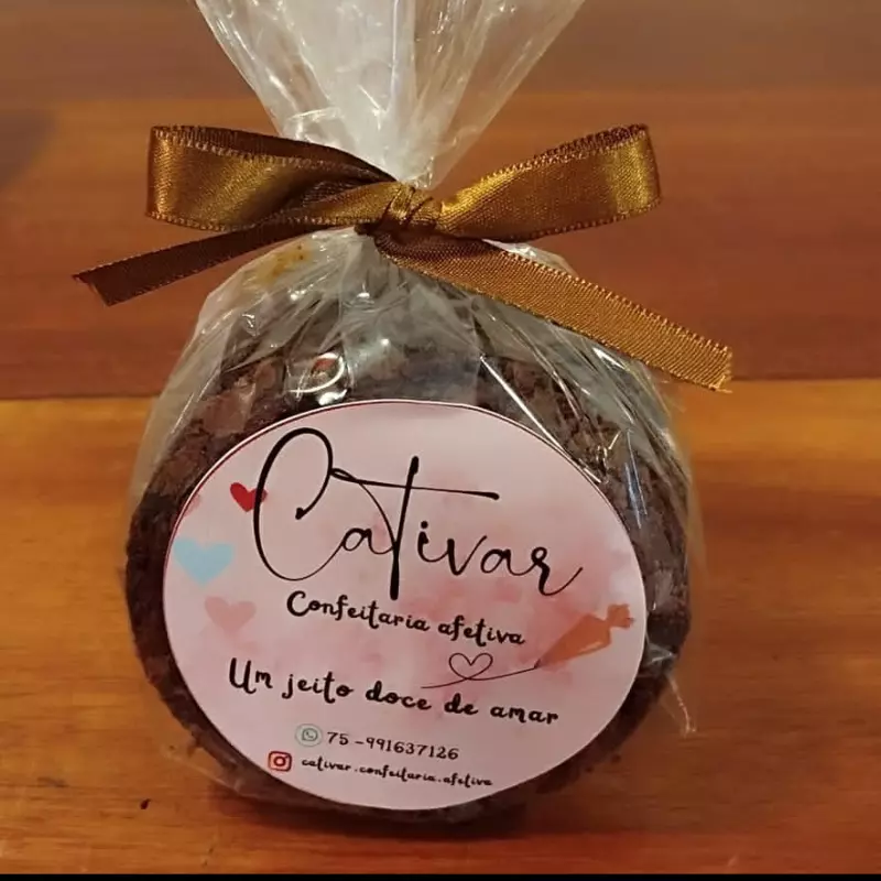 BROWNIE COM RECHEIO DE DOCE DE LEITE