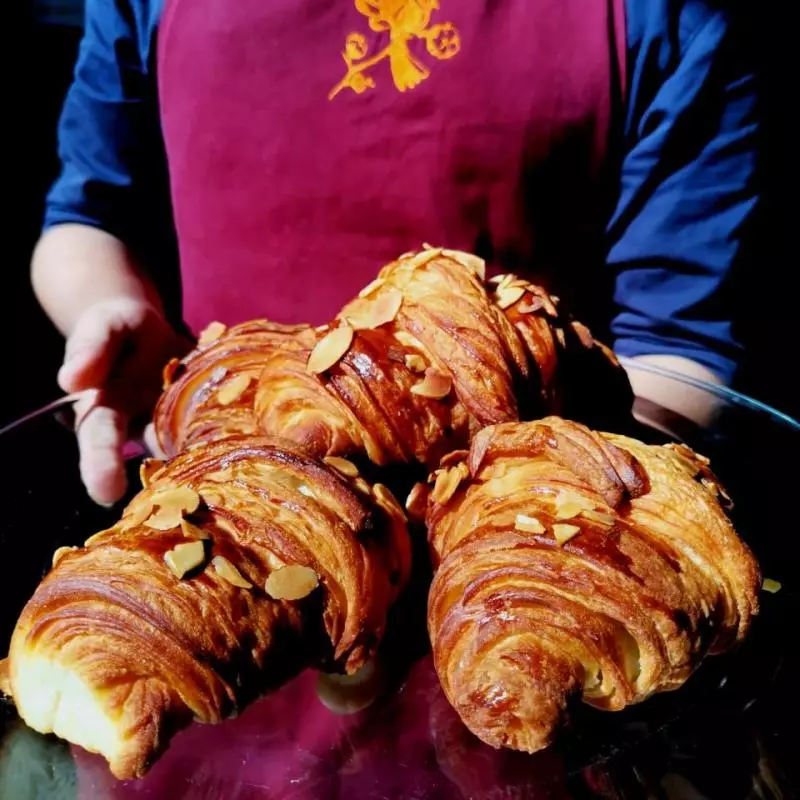 CROISSANT