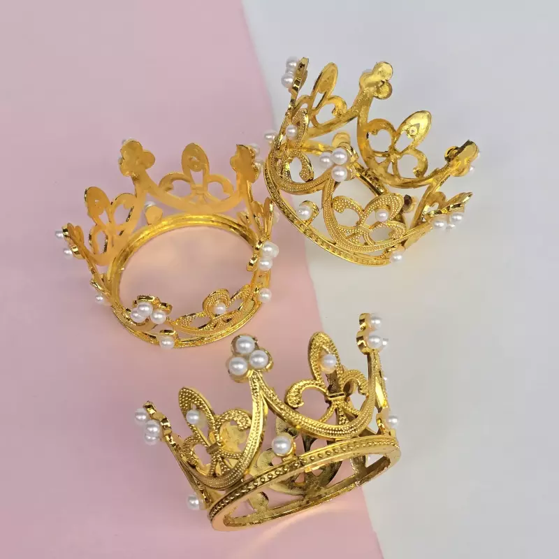 Corona Plástica Pequeña