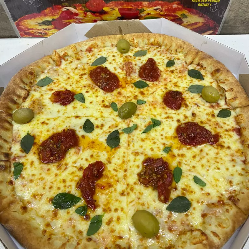 PIZZA TOMATO (*Tomate seco)