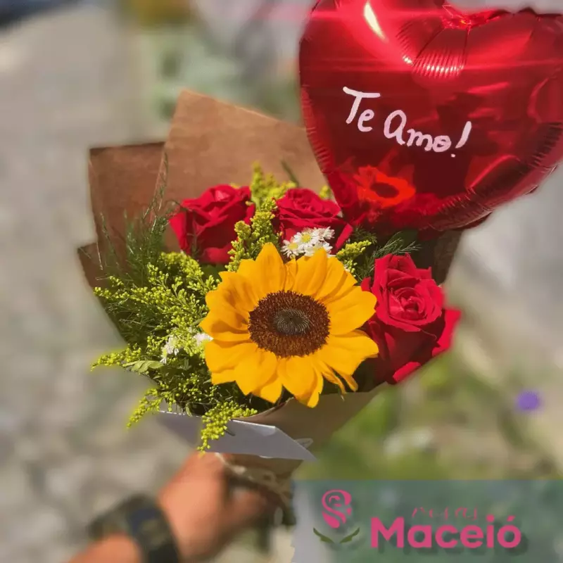 Mini buquê girassol com 3 rosas + ba