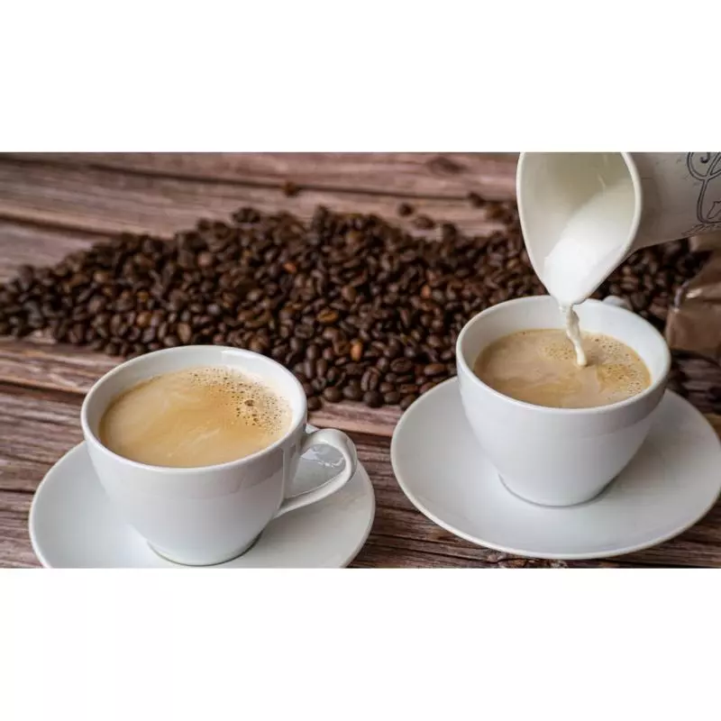 CAFE CON LECHE