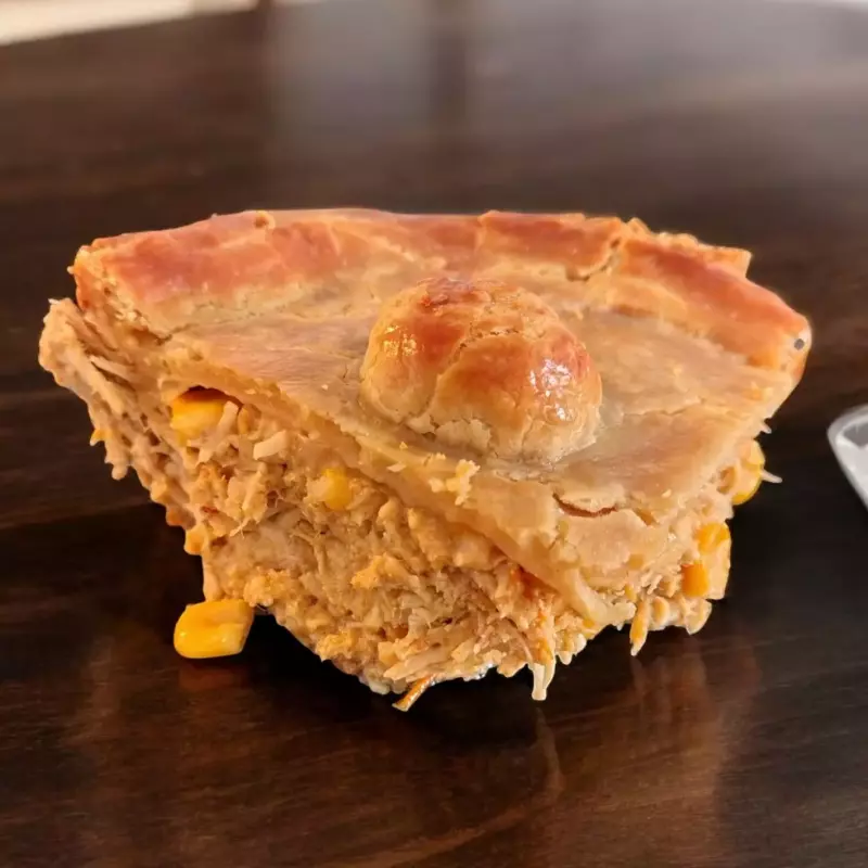 Fatia de Empadão de Frango - 200g