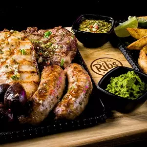 Parrilla Ribs con Cesar