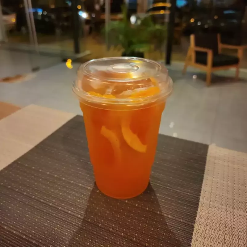 JUGO DE POMELO