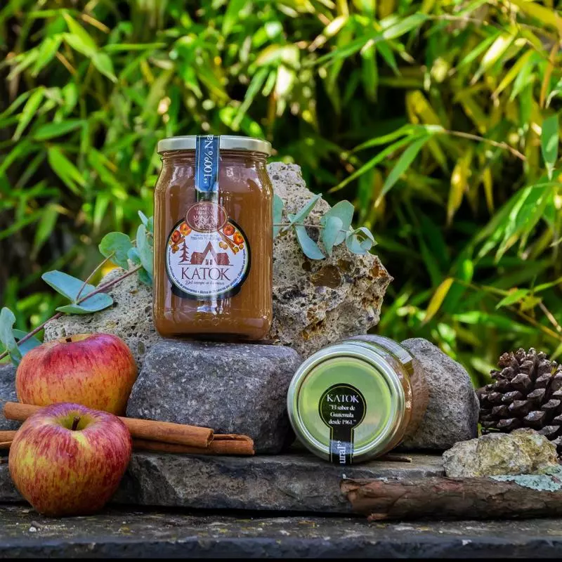 Manzana con canela y nuez 16 Onz.