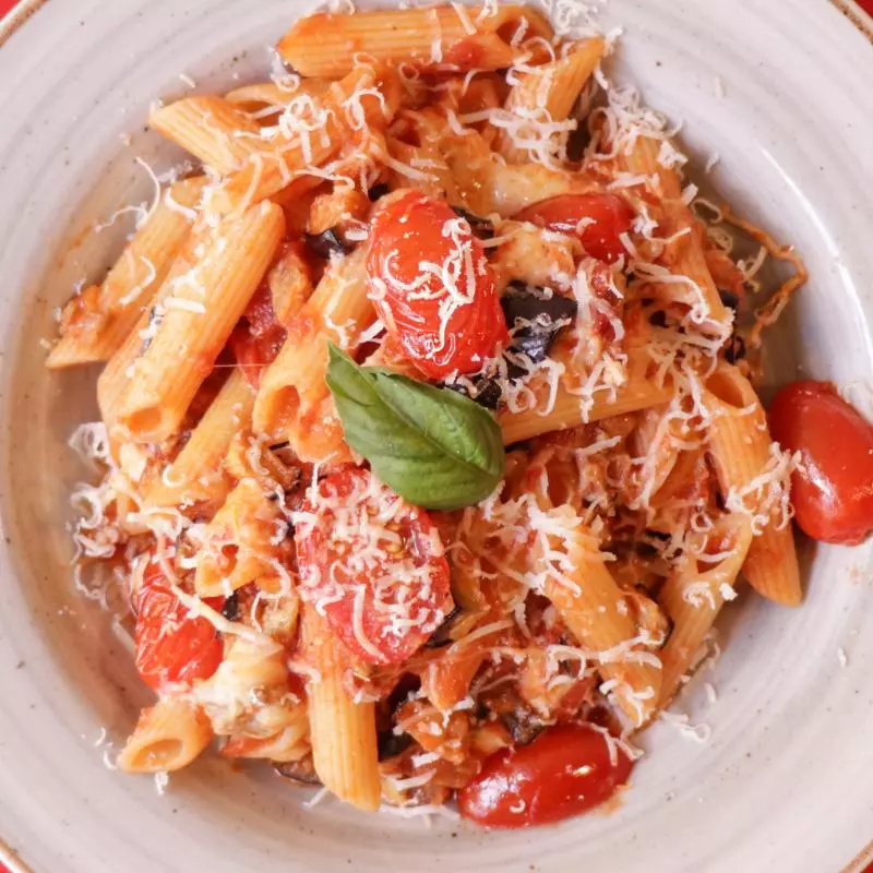 Pasta BUCATINI a la Siciliana