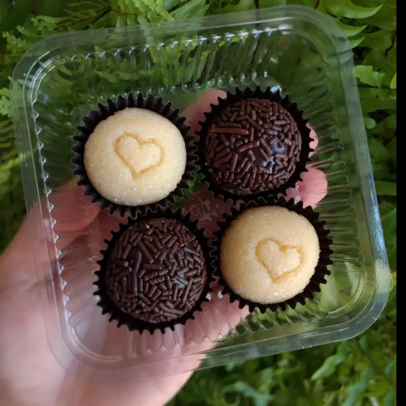 4 brigadeiros tradicionais