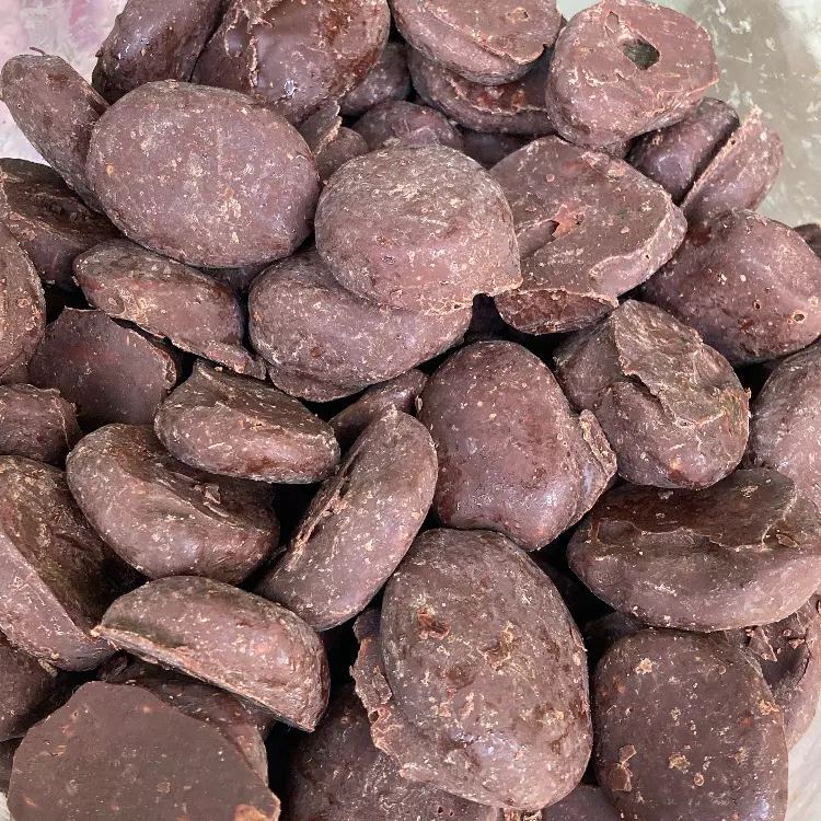 Drageado de Damasco com chocolate 70