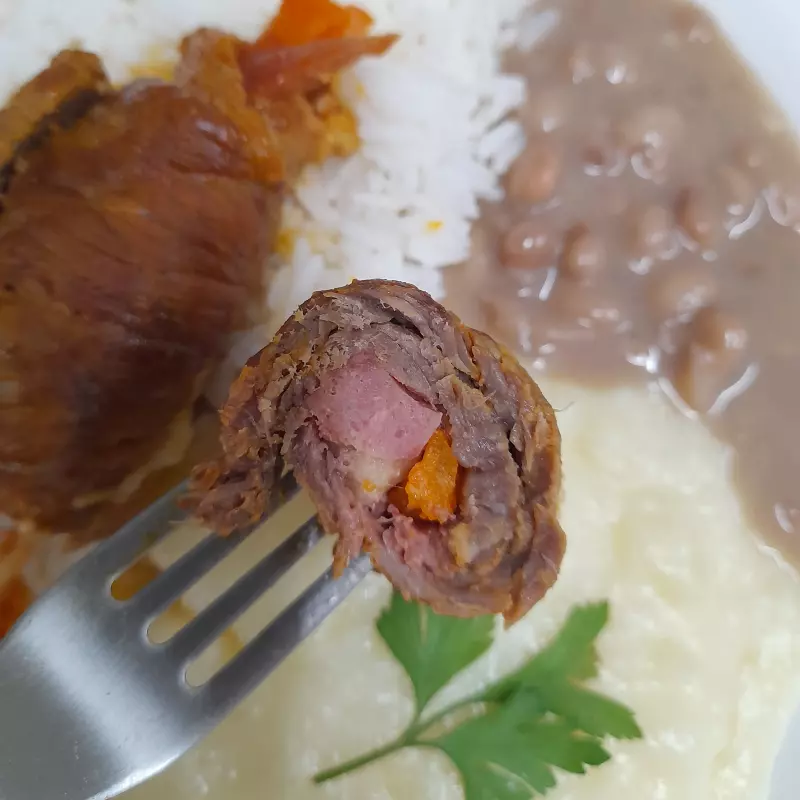 Bife a Rolê c Fritas