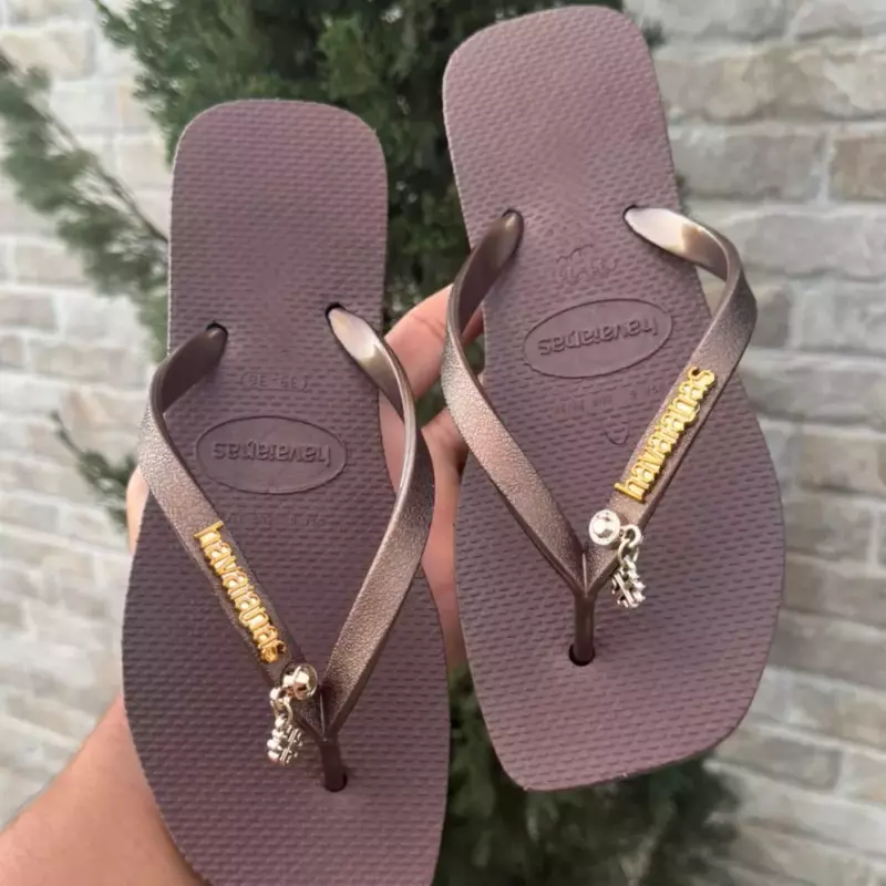 Fem ping trevo da sorte marron cafe