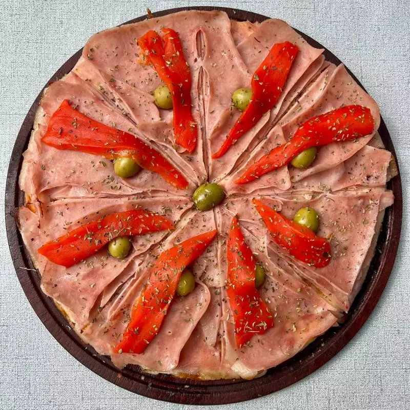 Pizza Especial (solo en efectivo)