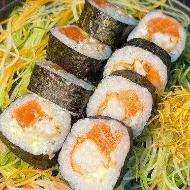 Camarão empanado com salmão 10uni