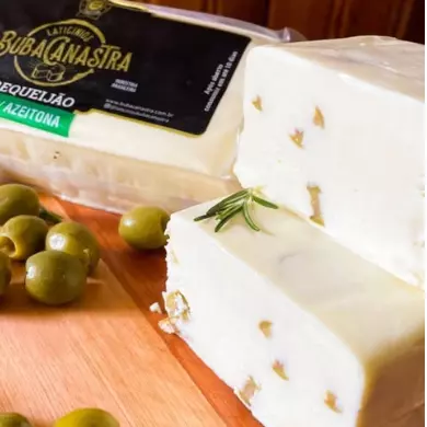 Requeijão em Barra c/ Azeitonas