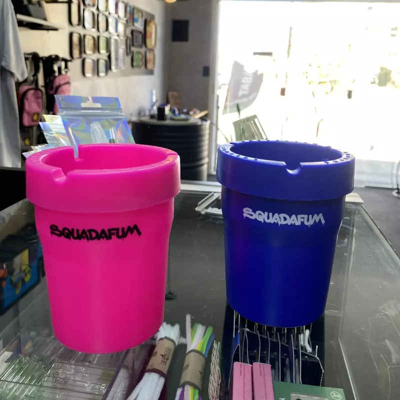 Cinzeiro Turn Off Squadafum