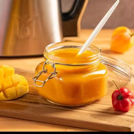 Salsa mango habanero.