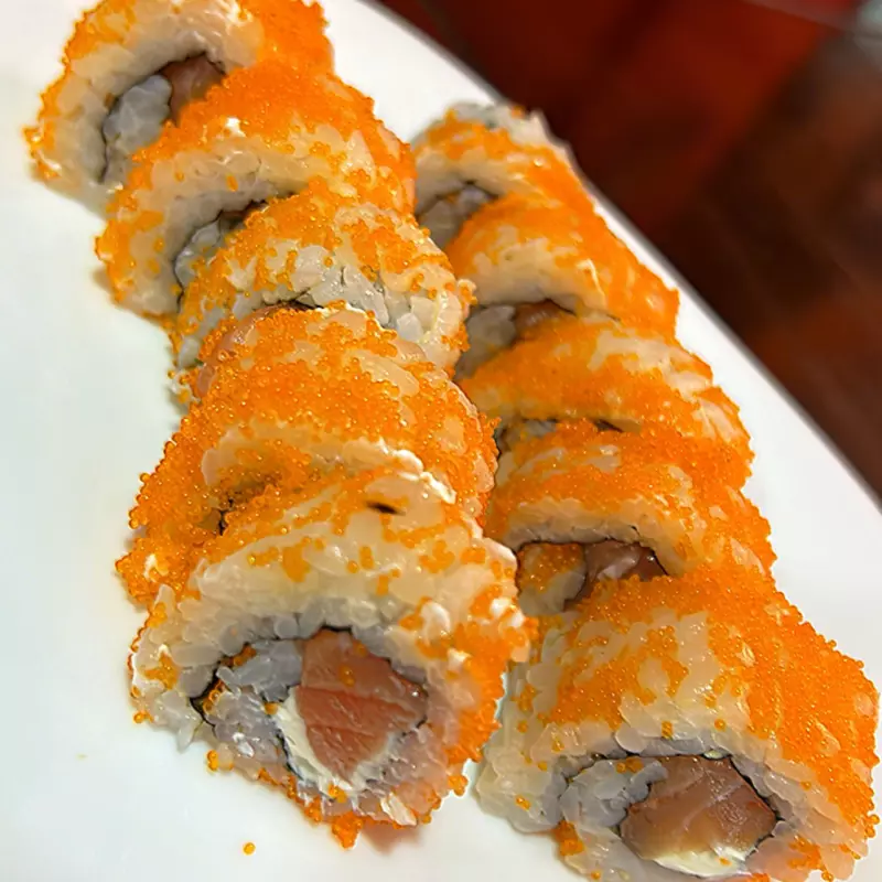 10 Ura  salmão com ovas de massago