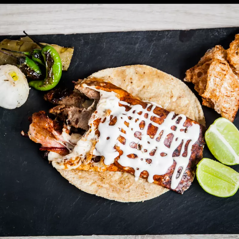 BIGOTE DE ARRACHERA