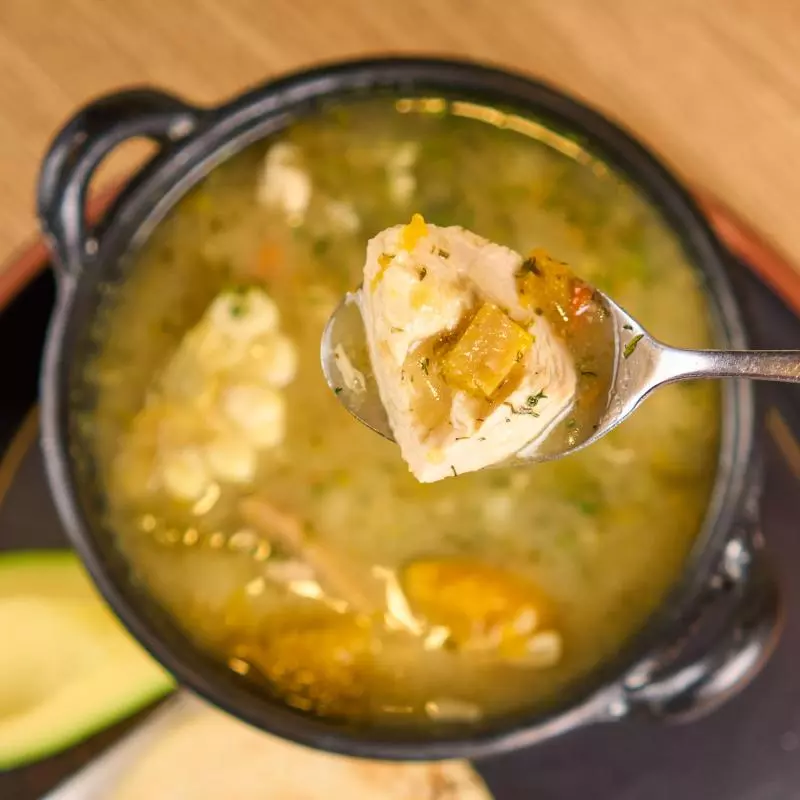 Sopa de Pollo