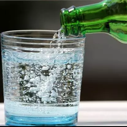 Água Com Gás