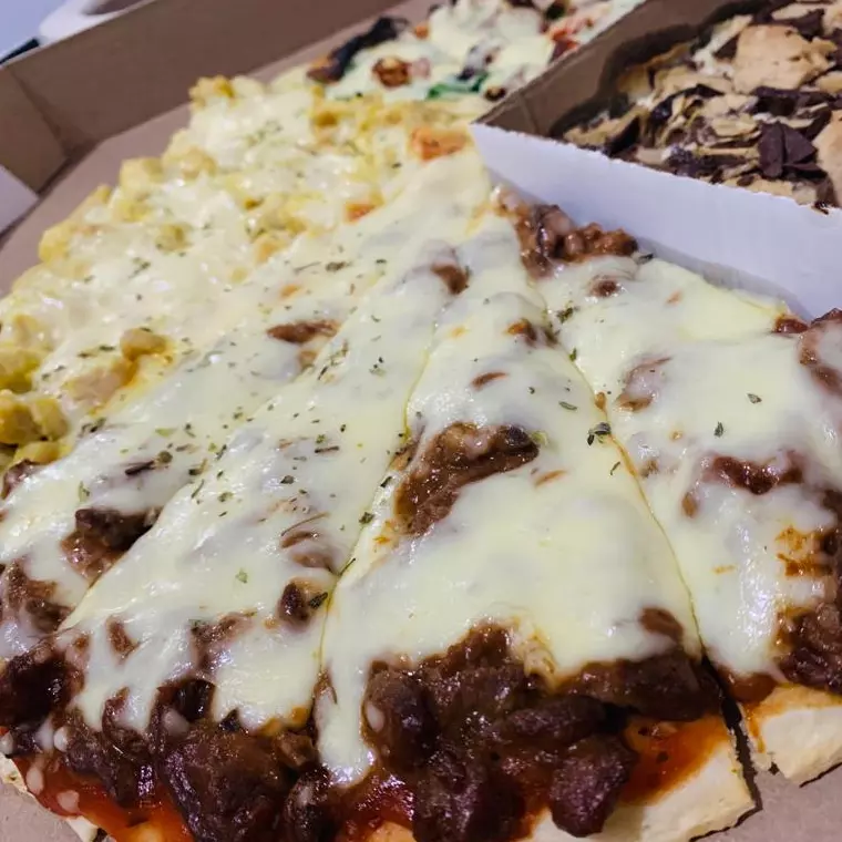 Pizza Grande -  16 Fatias