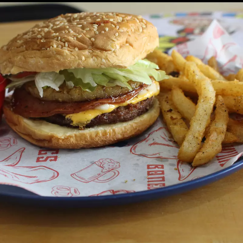 🍔🍍🍟Res-Hawaiana (Con papas)