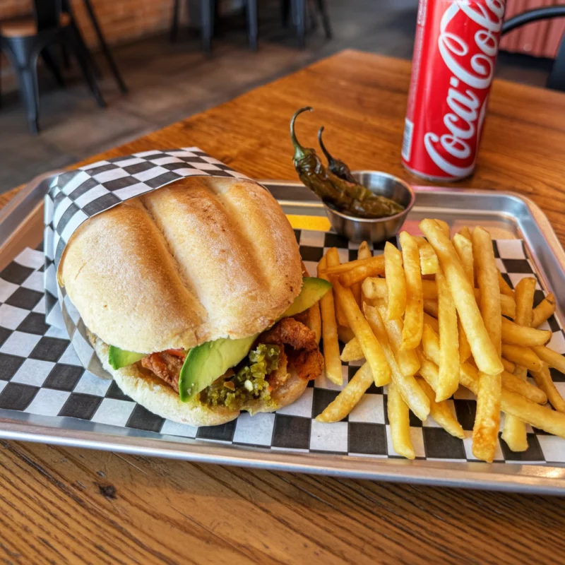 Torta Milanesa pollo