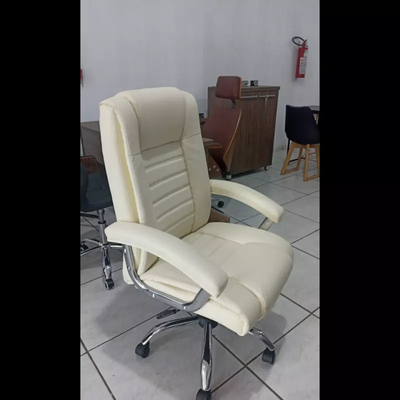 PRESIDENTE ESTOFADA CLASSIC CREME