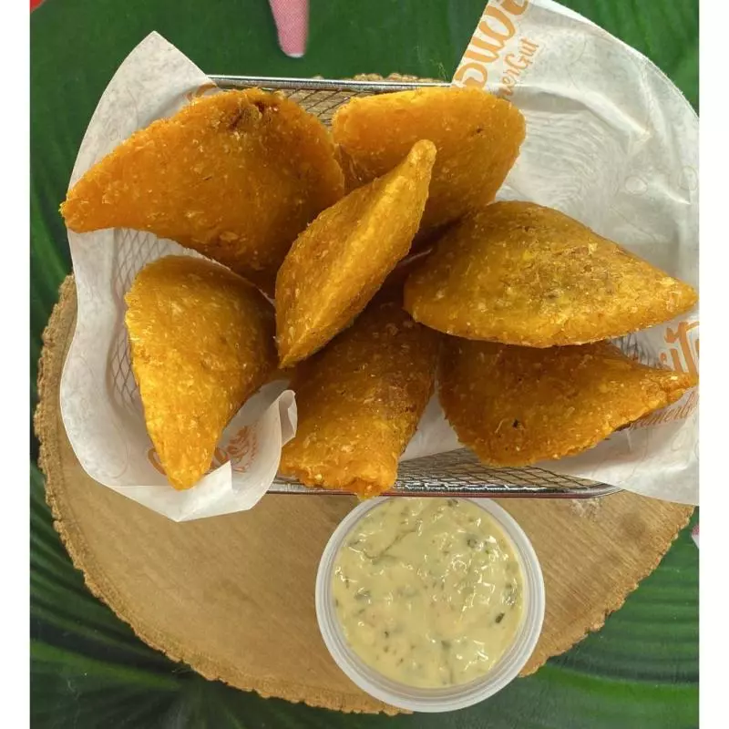 Empanadada Maiz de Carne Molida