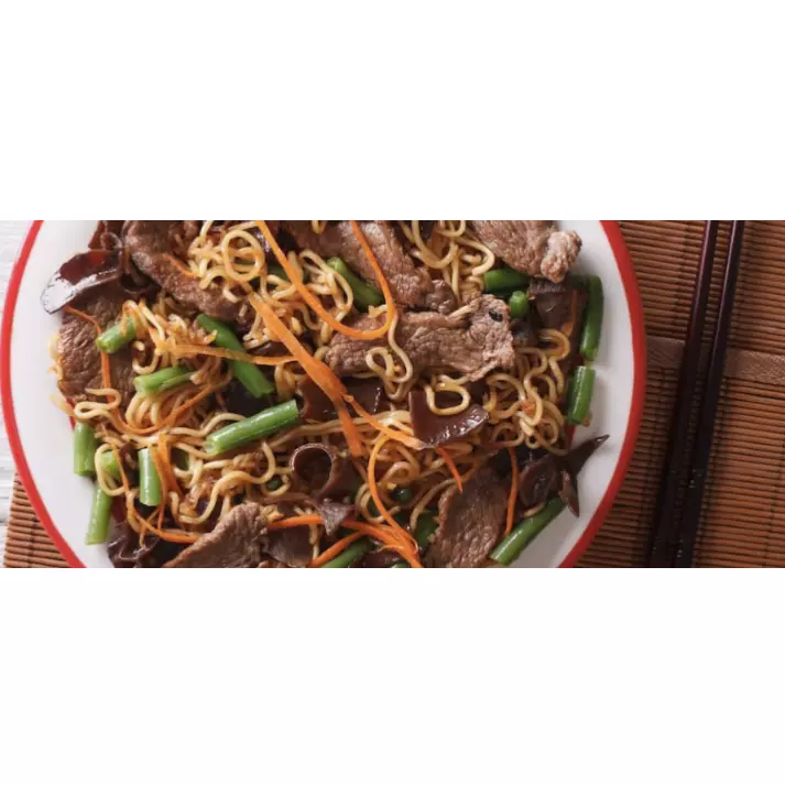 113. Yakisoba De Carne Bovina (contra filé)