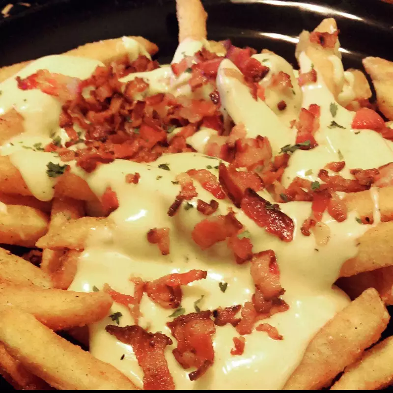 Batata com Queijo e Bacon