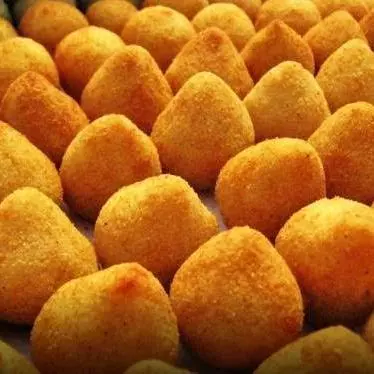 Porções de Coxinhas