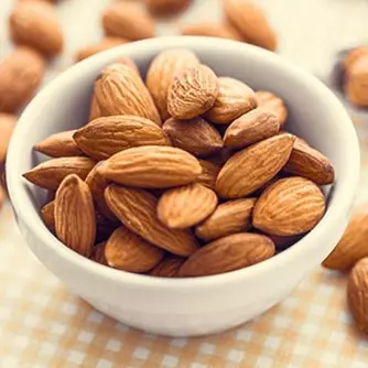 Almendra Entera