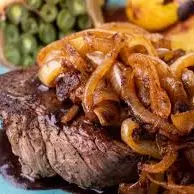 Parrillada de Bistec con cebolla