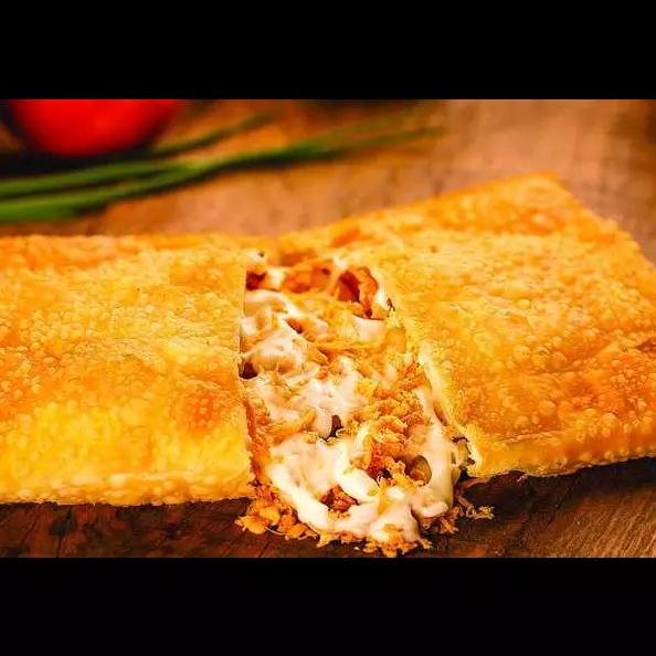 Pastel Frango Com Requeijão