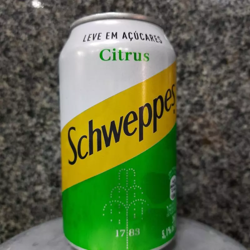(121) SCHWEPPES CITRUS  lata