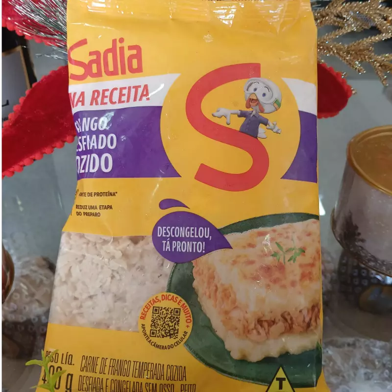 FILÉ DE PEITO DESFIADO