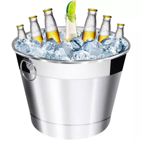 Balde com 6 cervejas