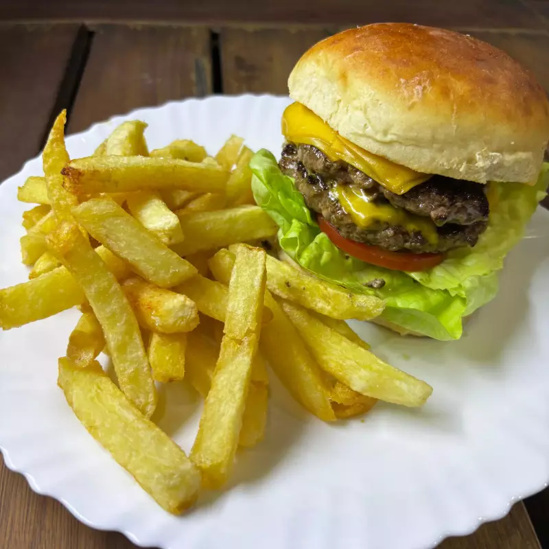 hamburguesa completa Cheddar