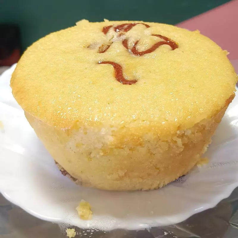 Bolo de Fubá com Goiabada