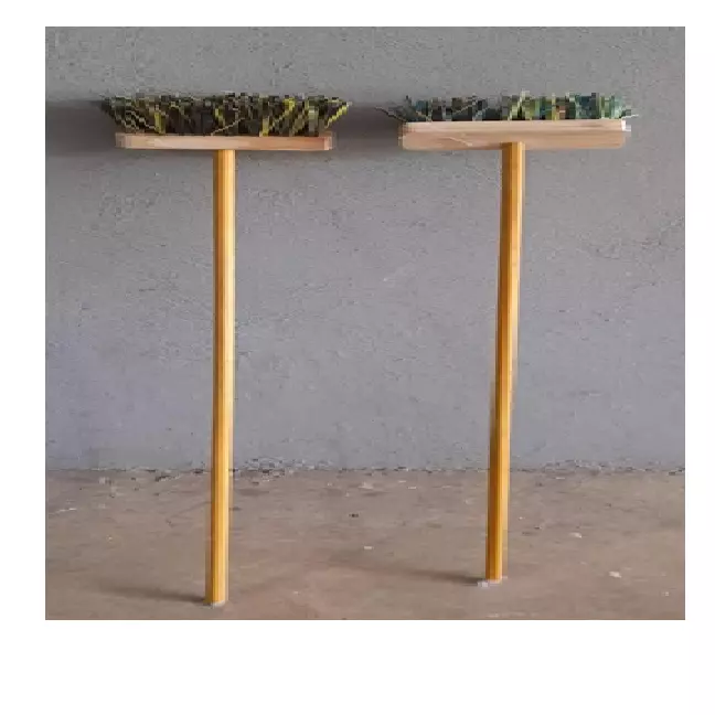 R10124-ESCOBILLONES KIKA