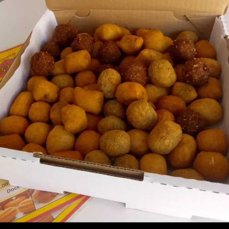 50 mini salgados
