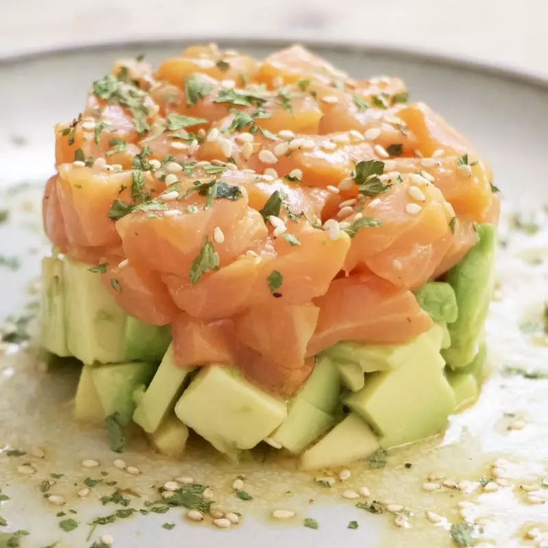 tartar de salmon con aguacate