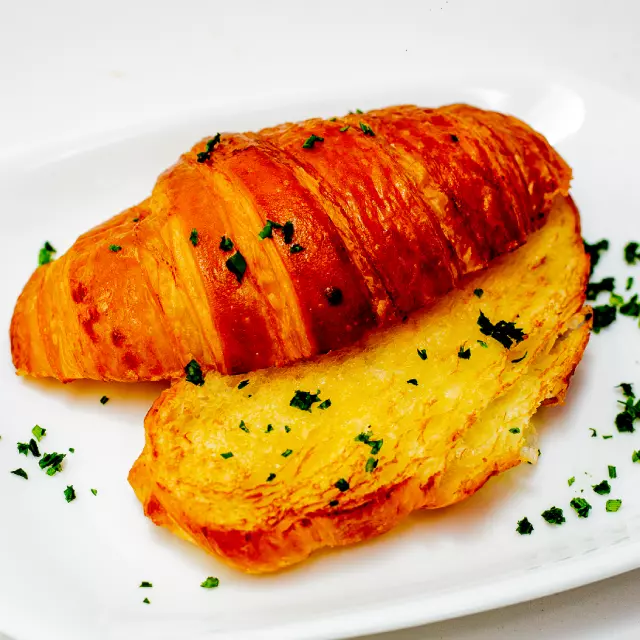 CROISSANT NA MANTEIGA