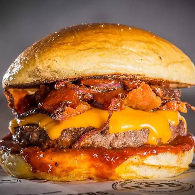 Mata Fome Burger